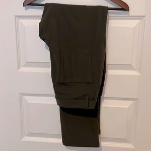 Lululemon ABC Pant 32x32, Olive Green